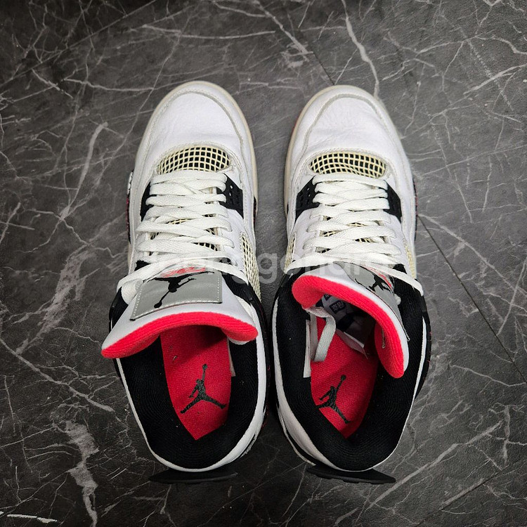 조던4 레트로 파이트 노스텔지아 280--5