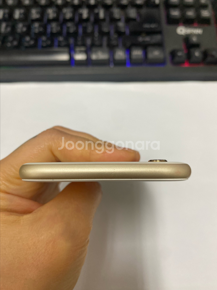 아이폰6S 골드 A급 64GB 배터리100%--3