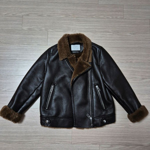 자라 Zara 가죽자켓 9Y사이즈