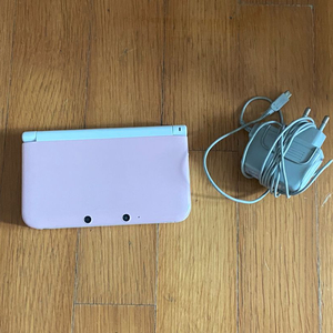 닌텐도3ds xl 핑크색 한국판 판매합니다