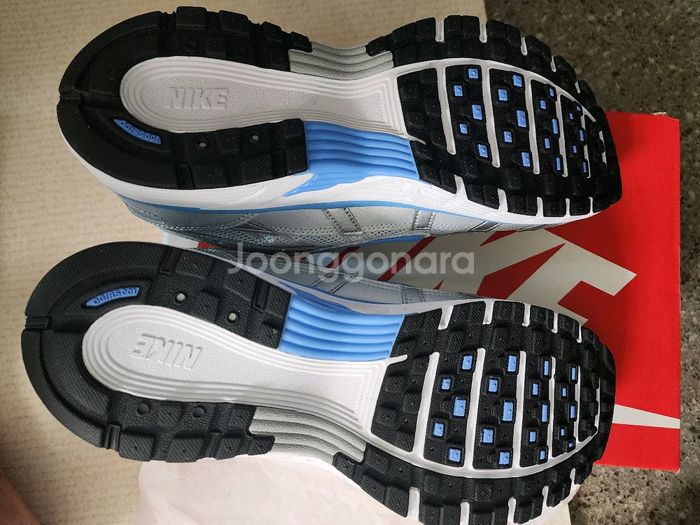 나이키 p6000 280 팝니다--2