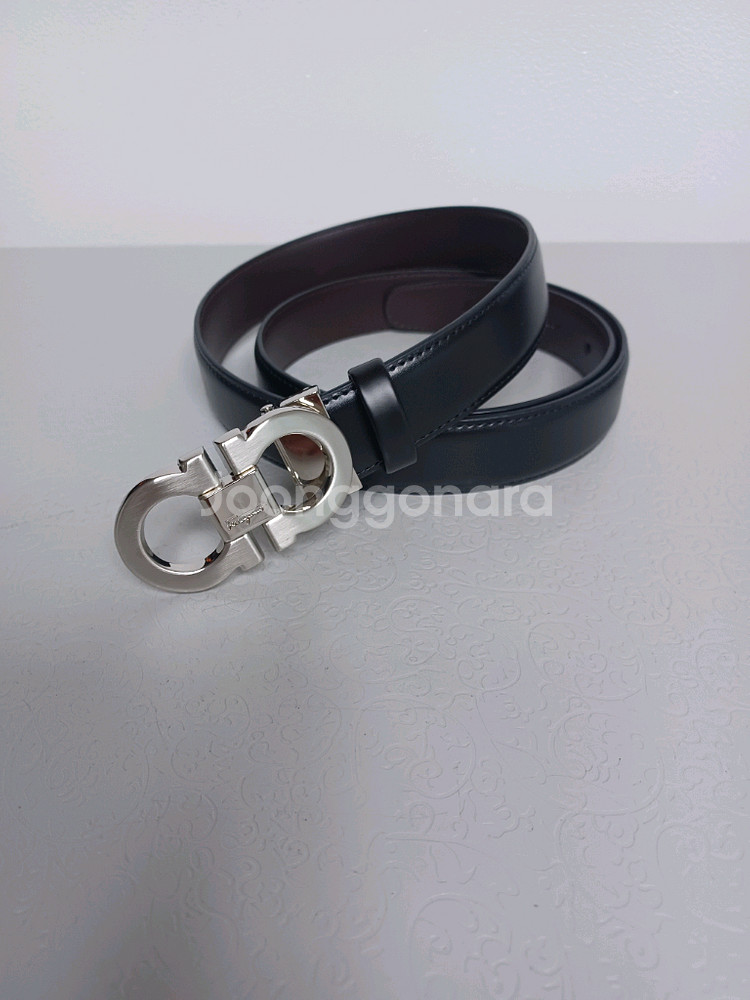 페라가모 신사정장 양면 가죽벨트 새상품 입니다--0