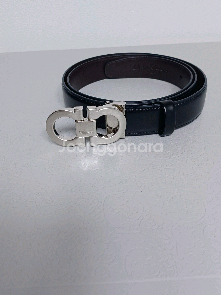 페라가모 신사정장 양면 가죽벨트 새상품 입니다--5
