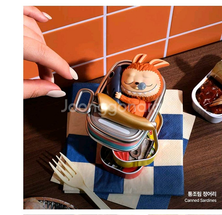 팝마트 수상한편의점 통조림정어리 피규어 단순개봉 새상품--1