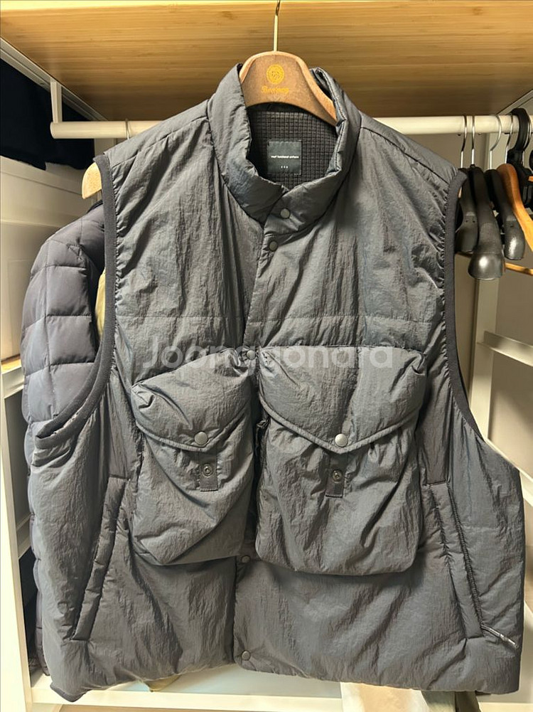 moif 모이프 Over mil vest 3--0