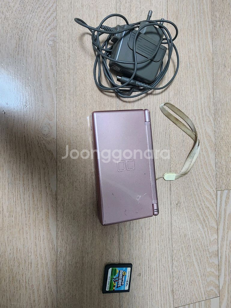 닌텐도 DS Lite 핑크 + 충전기 + 칩--0