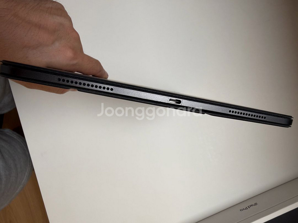 아이패드m4 13인치 256wifi+정품폴리오+펜슬프로--6