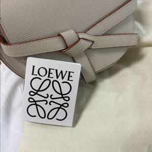 로에베 게이트백 미니