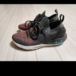 언더아머 운동화#러닝화 호버 팬텀2 인텔리니트 255