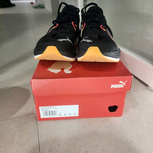 푸마 디비에이트 나이트로3 러닝화. 285