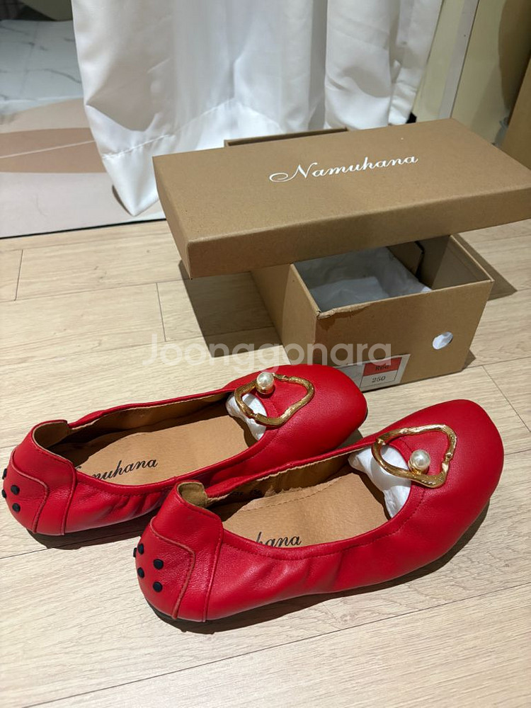 나무하나 레드 소가죽 플랫 245--0