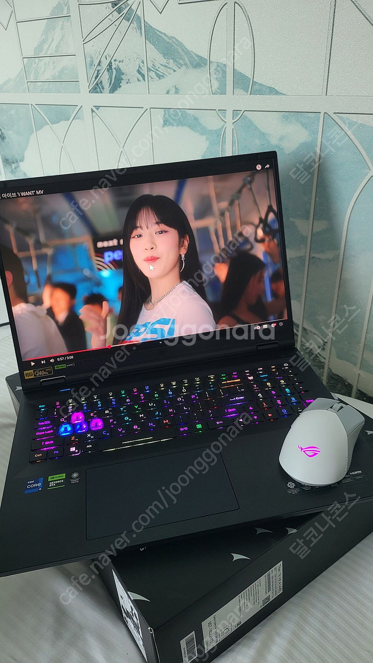 18인치 헬리오스18 4080 32ram 14900h--6