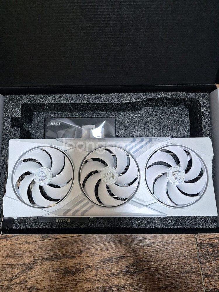 RTX 5070 트리오 화이트 판매--2