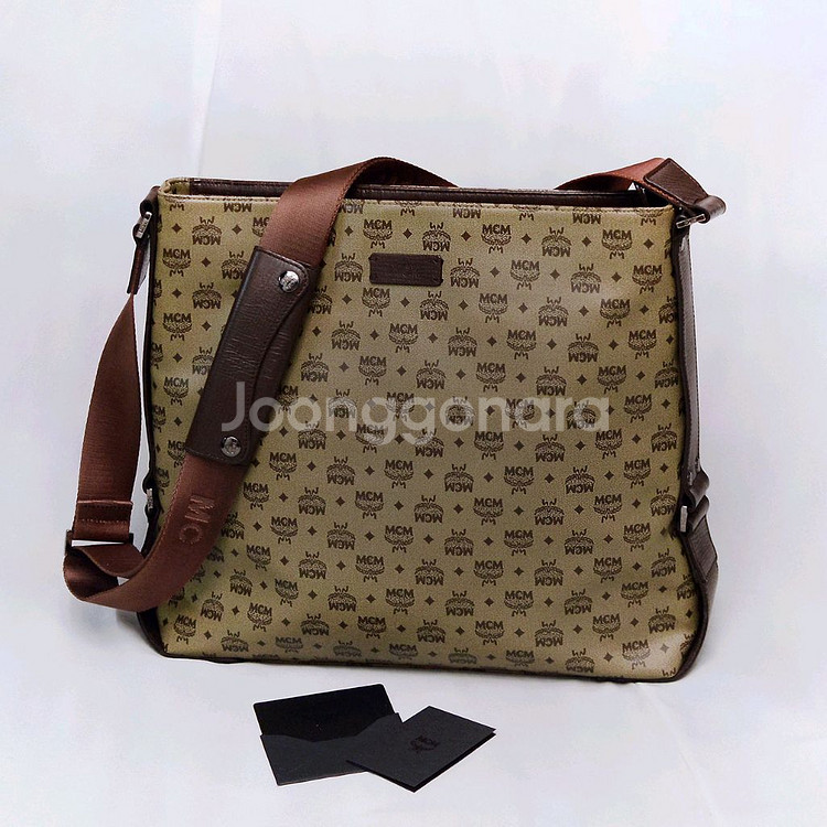 MCM 비세토스 모노그램 마블 캔버스레더 숄더.메신저백--0