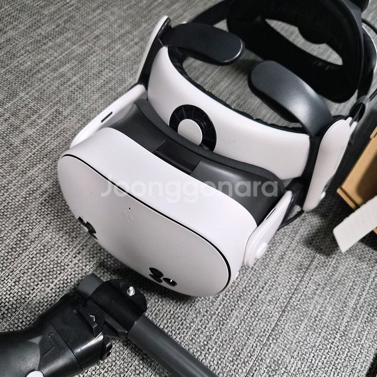VR 메타퀘스트3s 128gb 풀세트--5