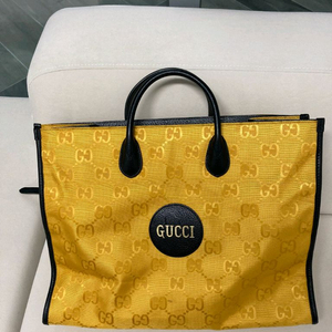 구찌 오프 더 그리드 토트백