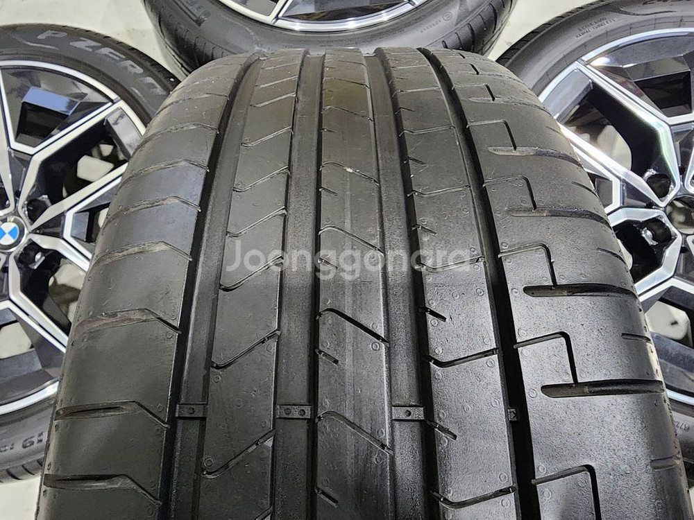 BMW G60 936m 5시리즈 19인치 휠타이어--9