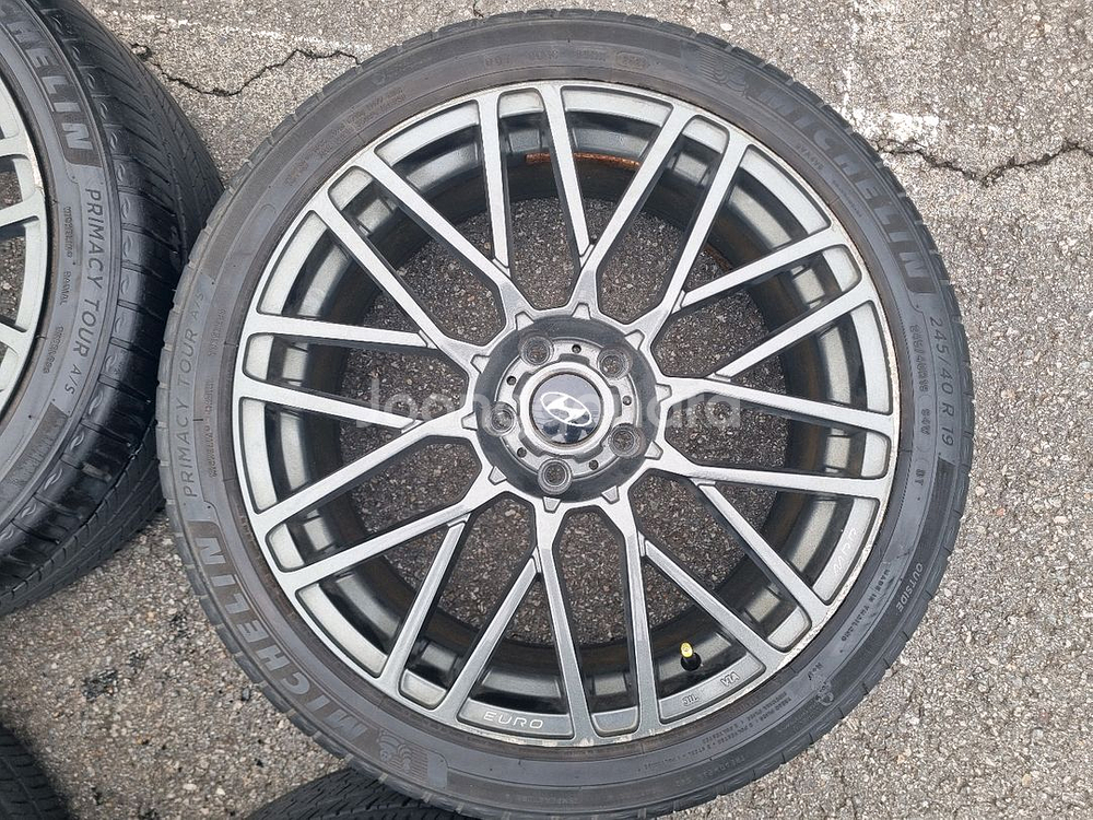 사제 19인치 2454019 중고 휠타이어 팝니다--4