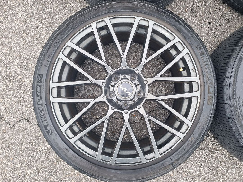 사제 19인치 2454019 중고 휠타이어 팝니다--2