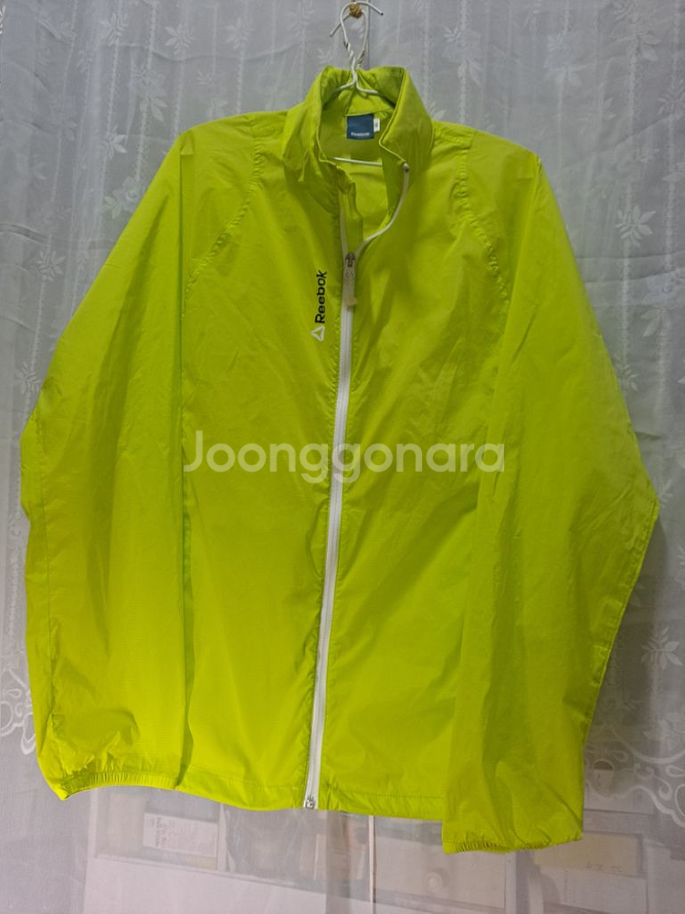 Reebok/ 바람막이 자켓/ 연두색/ 105cm--0