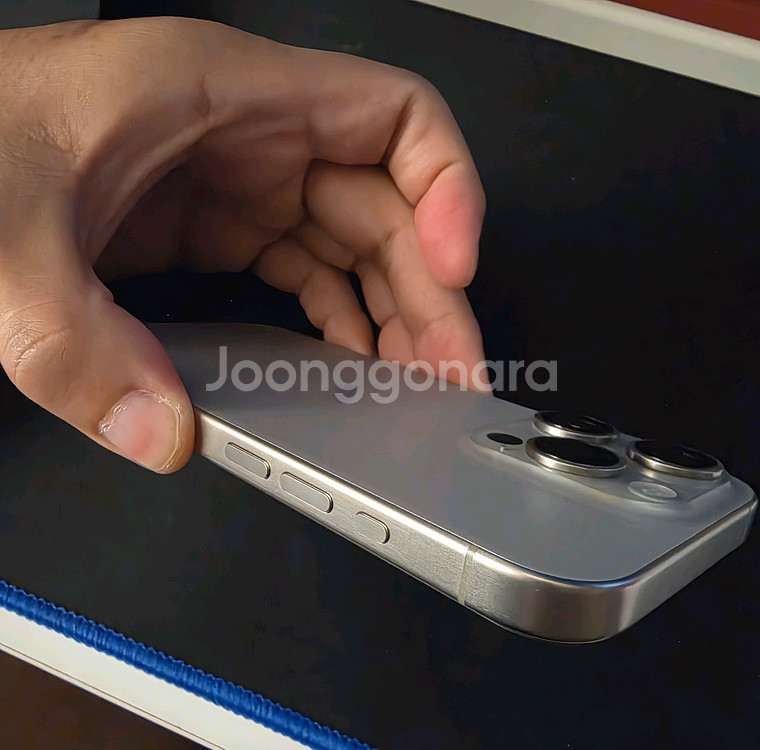 아이폰 15 pro 내추럴 티타늄 128기가--6
