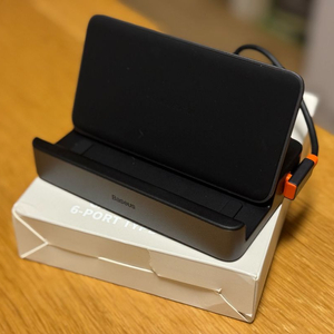 BASEUS USB-C 도킹 스테이션