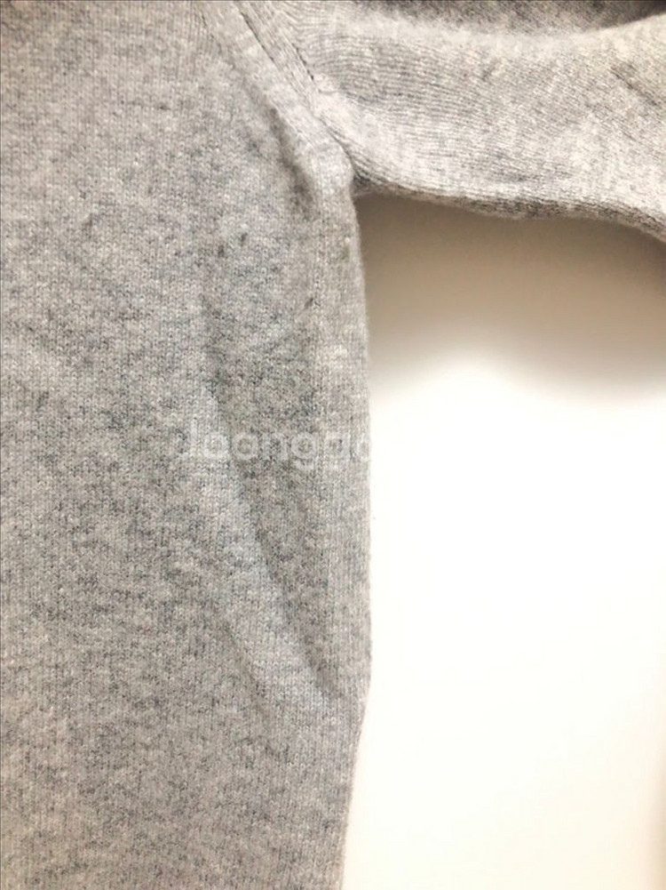 꼼데가르송 우먼 화이트와펜 가디건 L--7