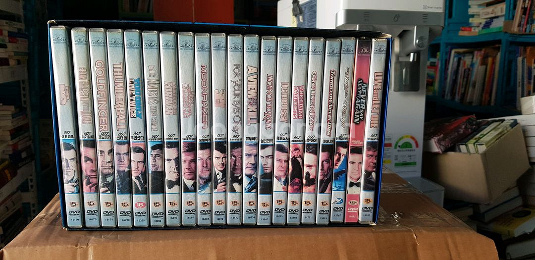 007 제임스 본드 DVD 컬렉션 (20개)--0