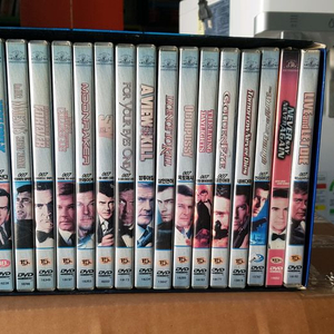 007 제임스 본드 DVD 컬렉션 (20개)