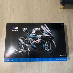 레고 테크닉 BMW M 1000 RR 42130