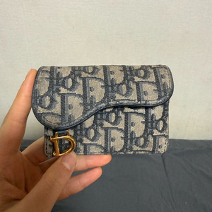디올 카드지갑