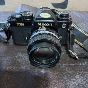니콘 FE2 블랙 카메라 필카 니콘 50mm 렌즈 필름
