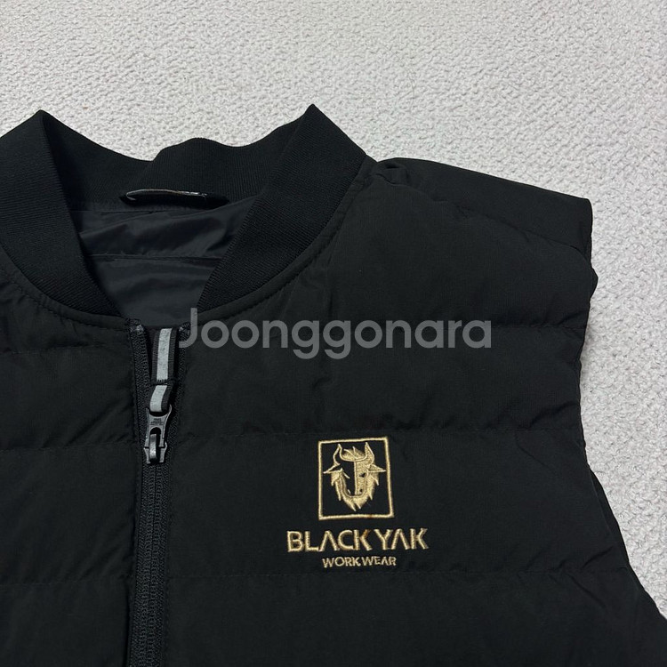 블랙야크 조끼패딩--1
