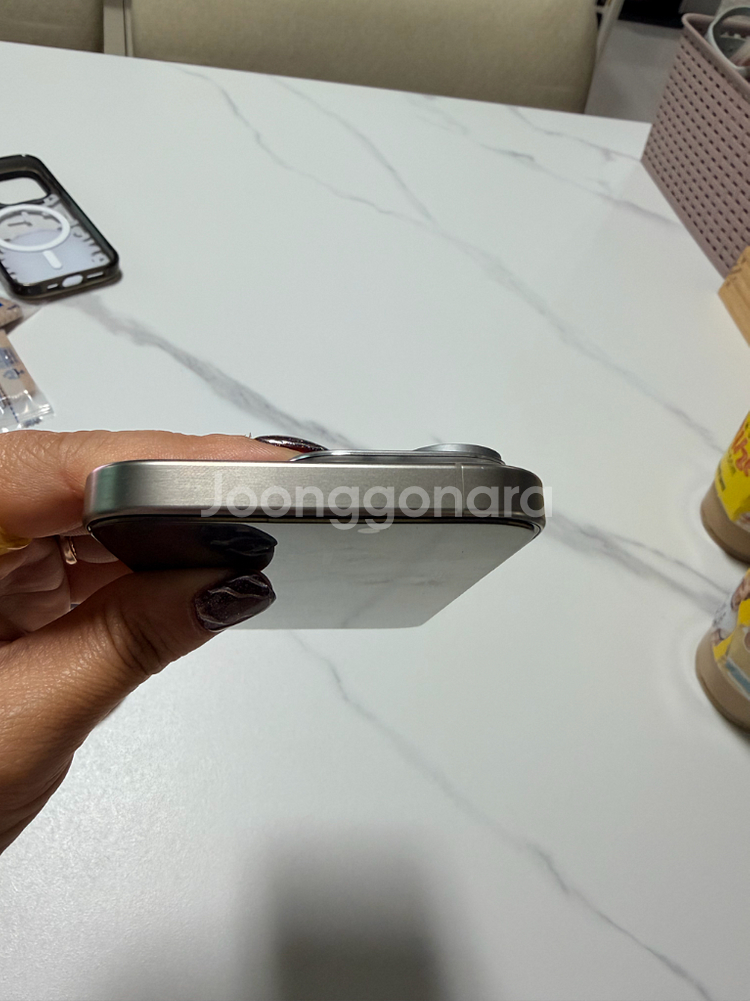 아이폰15프로 내추럴티타늄 256GB--10