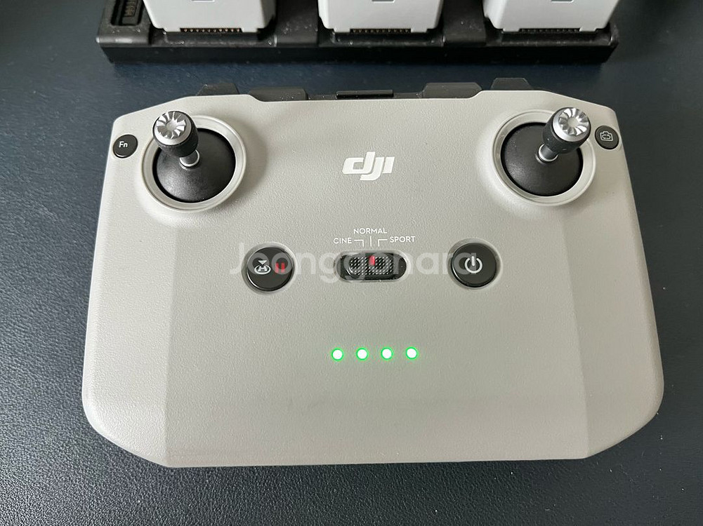 dji air2s 플라이모어콤보 드론--4