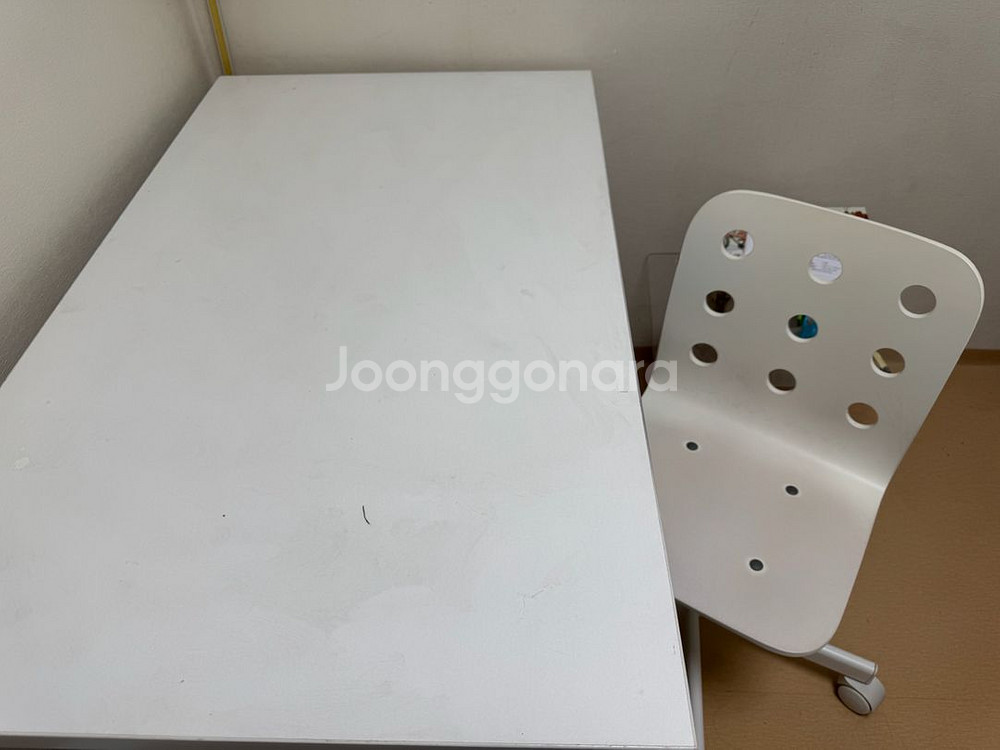 이케아 높이조절 책상 의자 세트 무료나눔--0