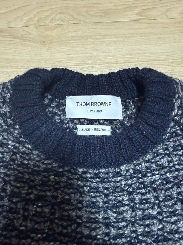 톰브라운 4바 스트라이프 모헤어 트위드 니트(네이비)--2