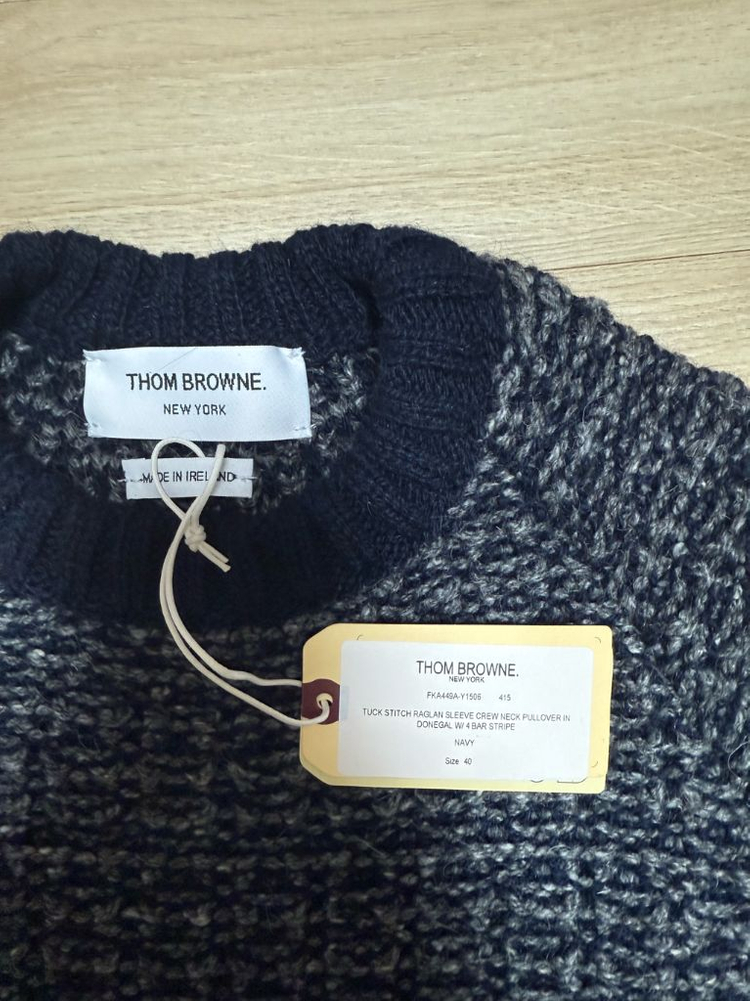 톰브라운 4바 스트라이프 모헤어 트위드 니트(네이비)--3