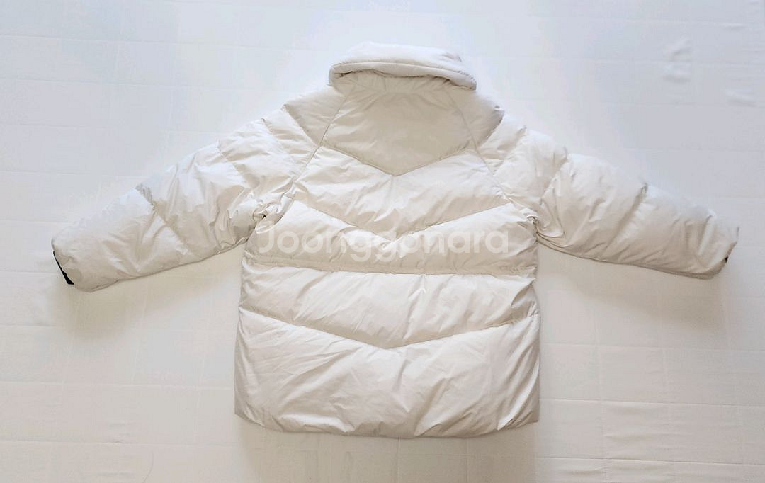 듀엘 구스패딩 66사이즈--3