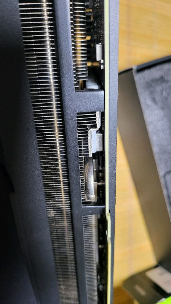 ASUS 3090 로그스트릭 판매합니다--3