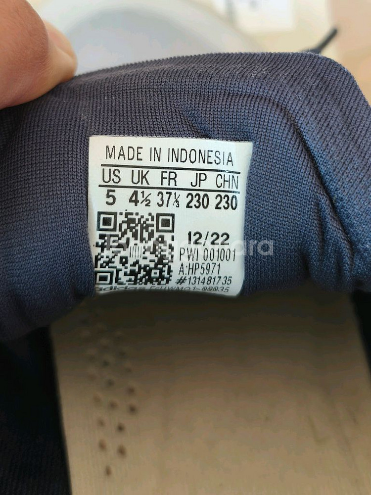 아디다스 에이버린 런닝화 230mm--3