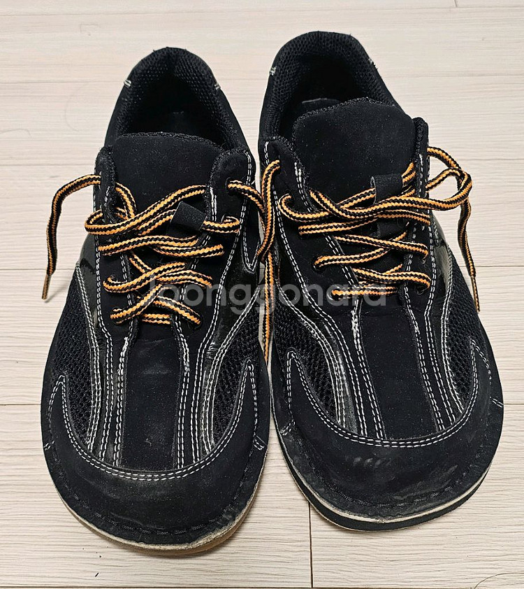 콜롬비아 검정색 볼링화입니다--0