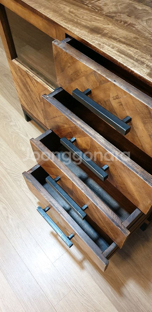 원목 헤링본 수납장 장식장--1