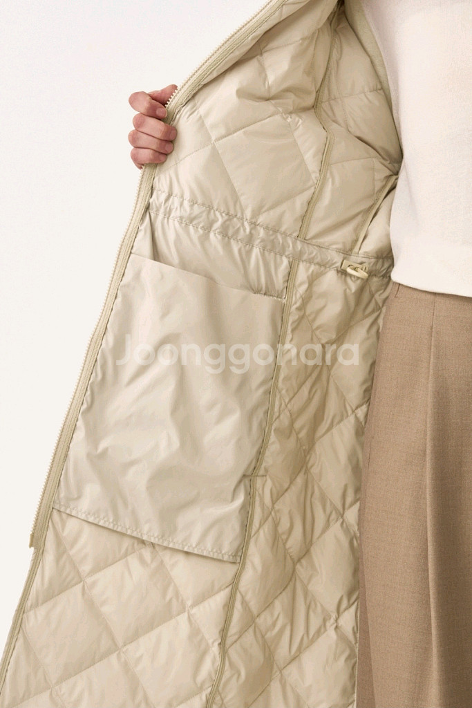 25 더캐시미어 구스 경량패딩점퍼(타임 시스템)--4