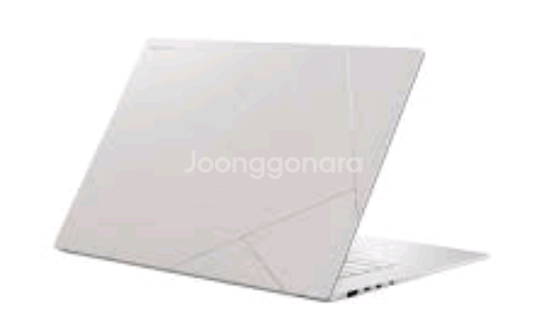 아수스젠북s16 UM5606WA-RJ165W--1