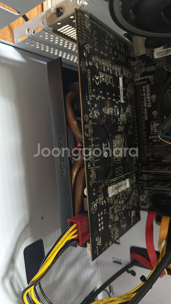 라데온 RX580 4GB--0