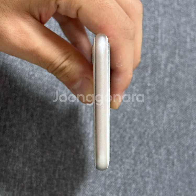 아이폰 se3 512gb 화이트 베젤 미국판 무음--5