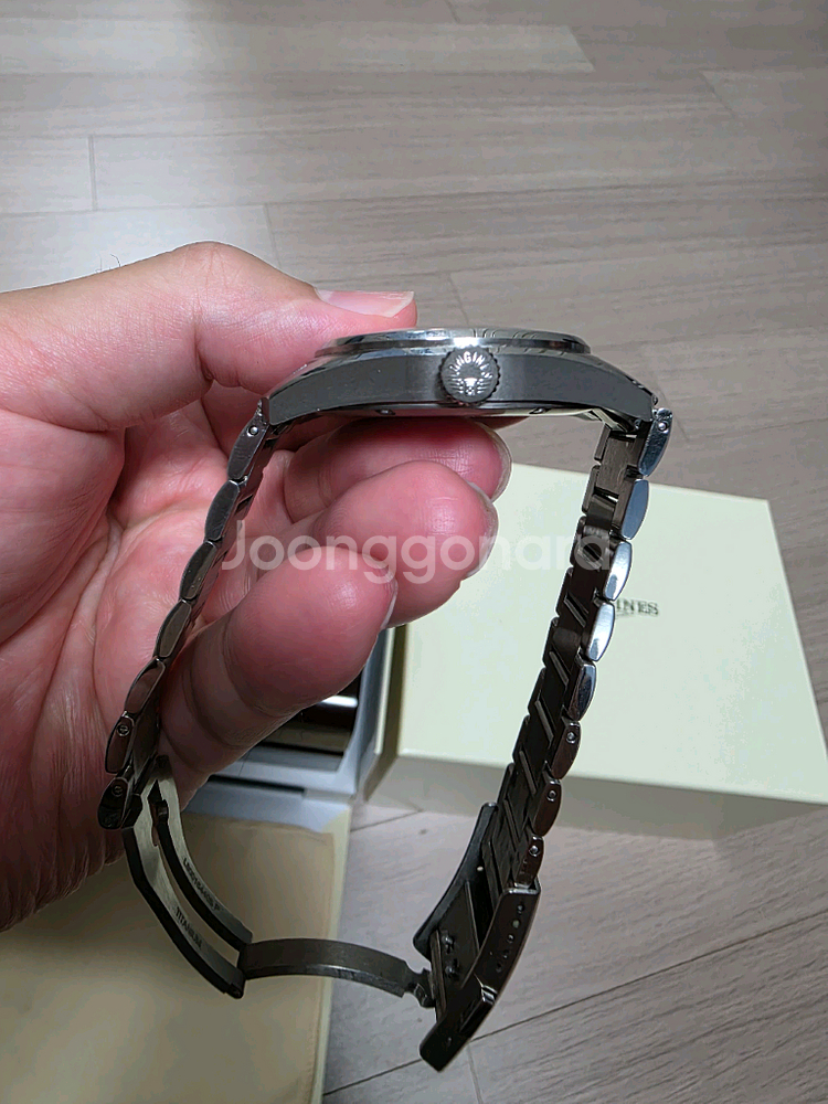 론진 스피릿 티타늄 40mm 판매합니다--4