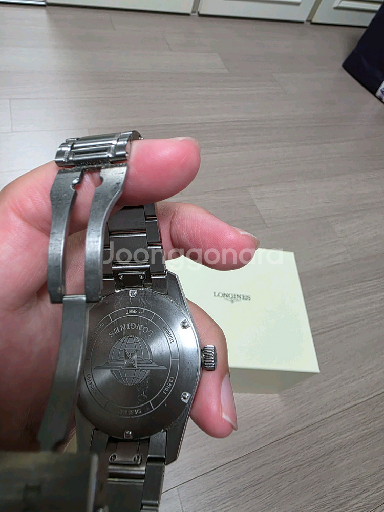 론진 스피릿 티타늄 40mm 판매합니다--3