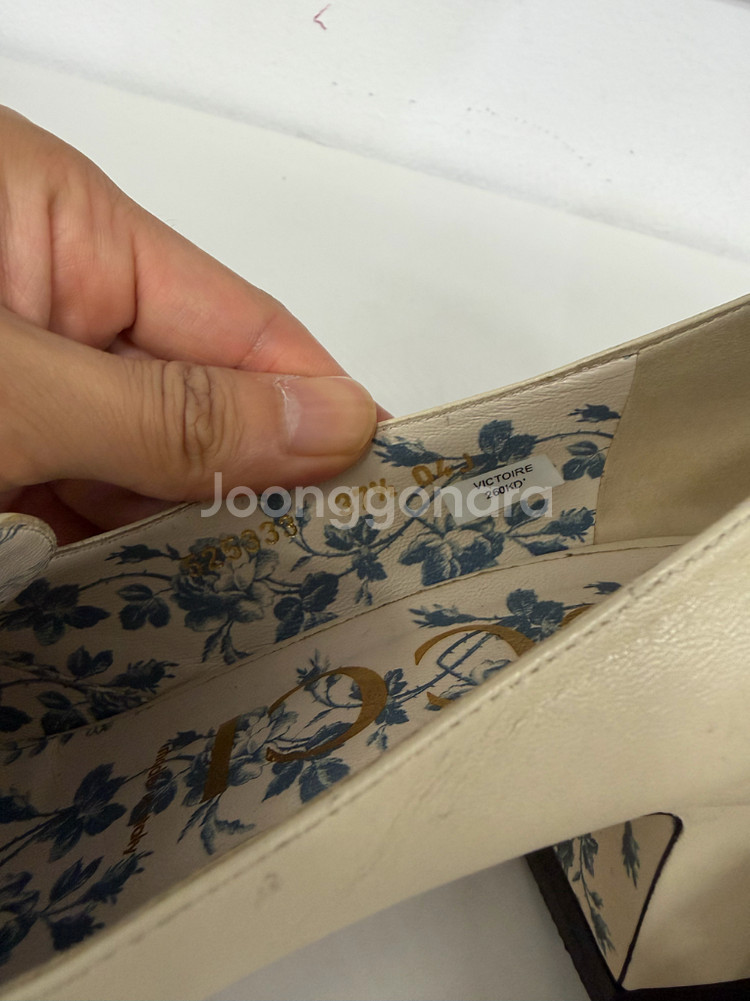 정품) 구찌 빅토아르 더블 G 펌프스 구두 37.5--7